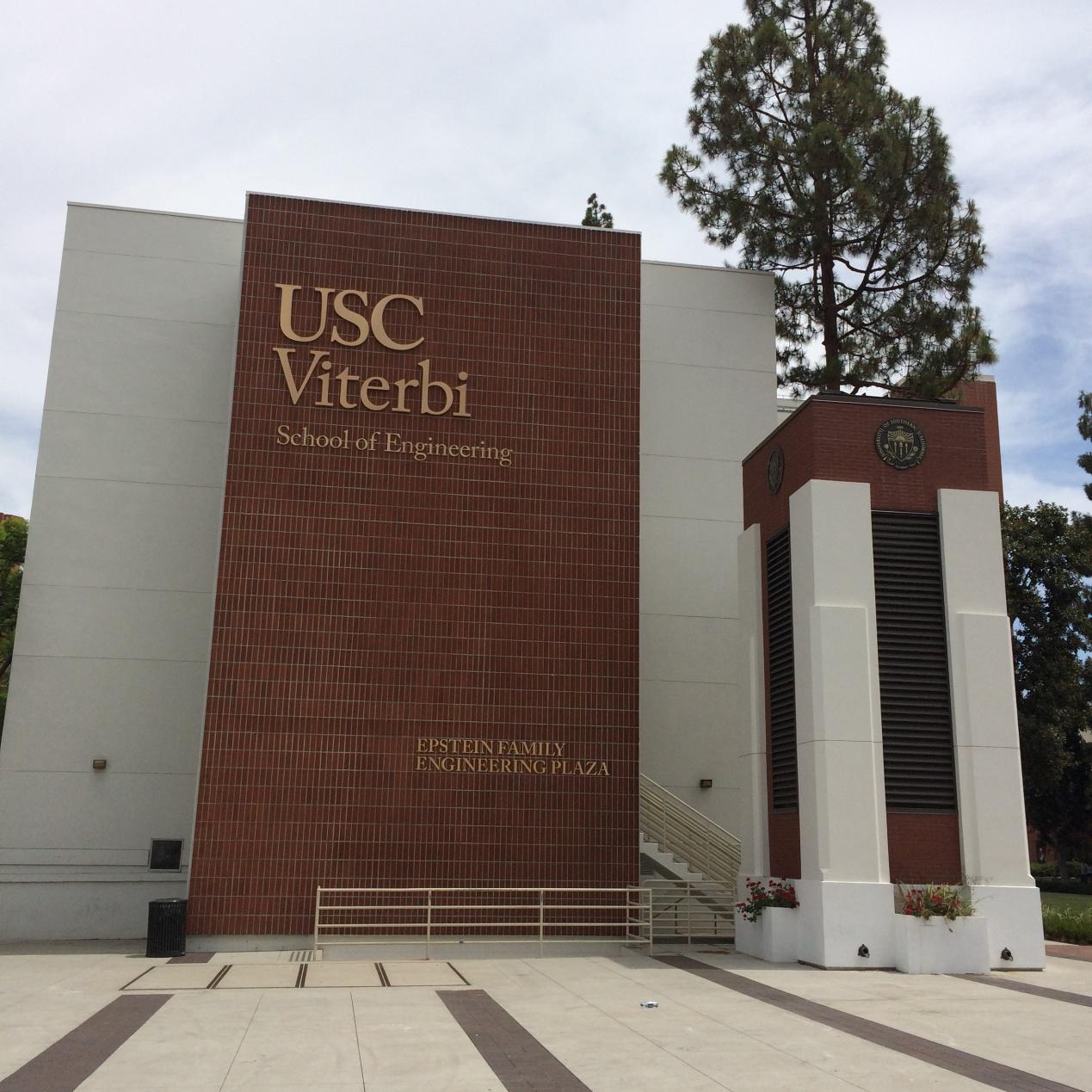 赴美(měi)國(guó)伯克利大(dà)學和(hé)南(nán)加州大(dà)學考察